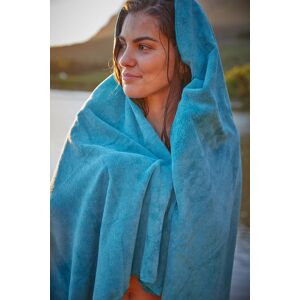 Mountain Warehouse Micro Towelling Travel Towel - Large - 130 x 70cm - Teal - Teal - Size: ONE Mountain Warehouse Micro Towelling Travel Towel - Large - 130 x 70cm - Teal - Teal - Size: ONE