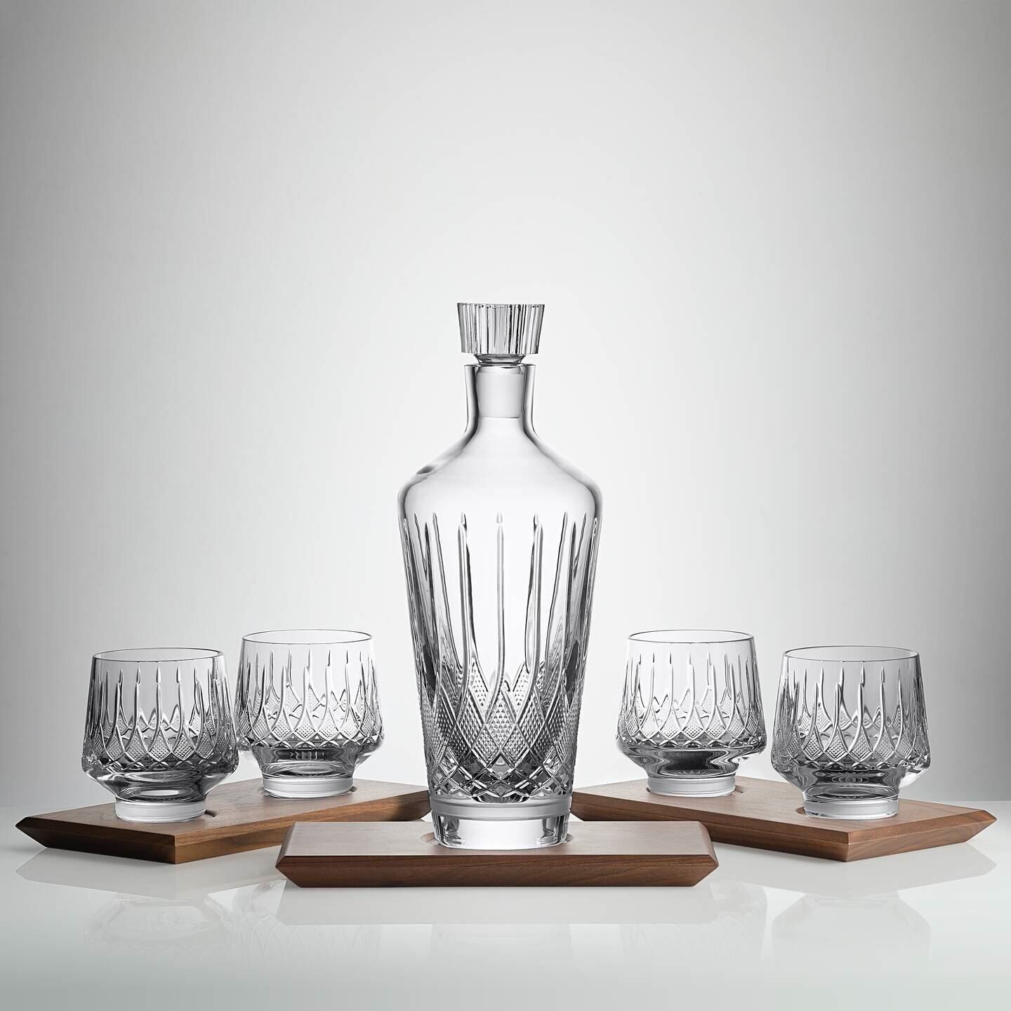 Waterford Lismore Arcus 8-Piece Barware Set - Decanter, Tumbler Set/4, Wooden Tray Set/3