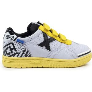Munich G-3 Velcro 448 Indoor Football Shoes Multicolor UK 8 Boys,Girls Munich G-3 Velcro 448 Indoor Football Shoes Multicolor UK 8 Boys,Girls