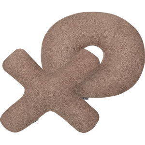 Beliani Set of 2 Letter Cushions Brown Teddy Fabric XO Throw Pillows Material:Faux Fur Size:46/51x4x46/51