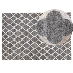 Beliani Area Rug Grey and Beige Jacquard Cowhide Leather Geometric Quatrefoil Pattern Retro 140 x 200 cm Material:Jacquard Size:xx140