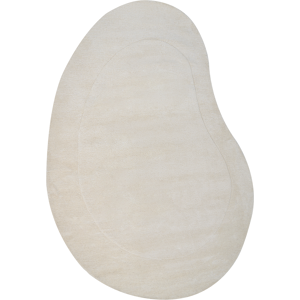 Beliani Area Rug Beige Viscose 160 x 230 cm Organic Kidney Shape Accent Rug  Material:Viscose Size:xx160