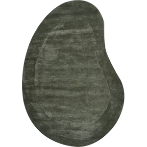 Beliani Area Rug Dark Green Viscose 160 x 230 cm Organic Kidney Shape Accent Rug  Material:Viscose Size:xx160