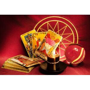 Julie Leacock ta/ Heart 2 Heart Psychic Tarot Phone Reading - 20-Minutes   Wowcher