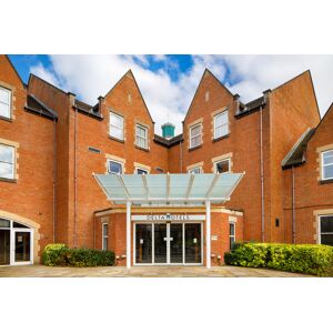 Q Hotels 4* Marriot Cheltenham Chase Stay For 2: Breakfast, Dinner, Health Club Access & Late Checkout   Wowcher