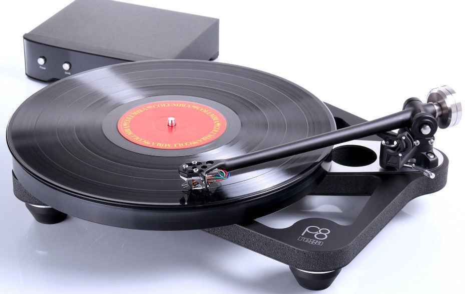 Rega Planar 8 Turntable with Apheta 3 MC Cartridge