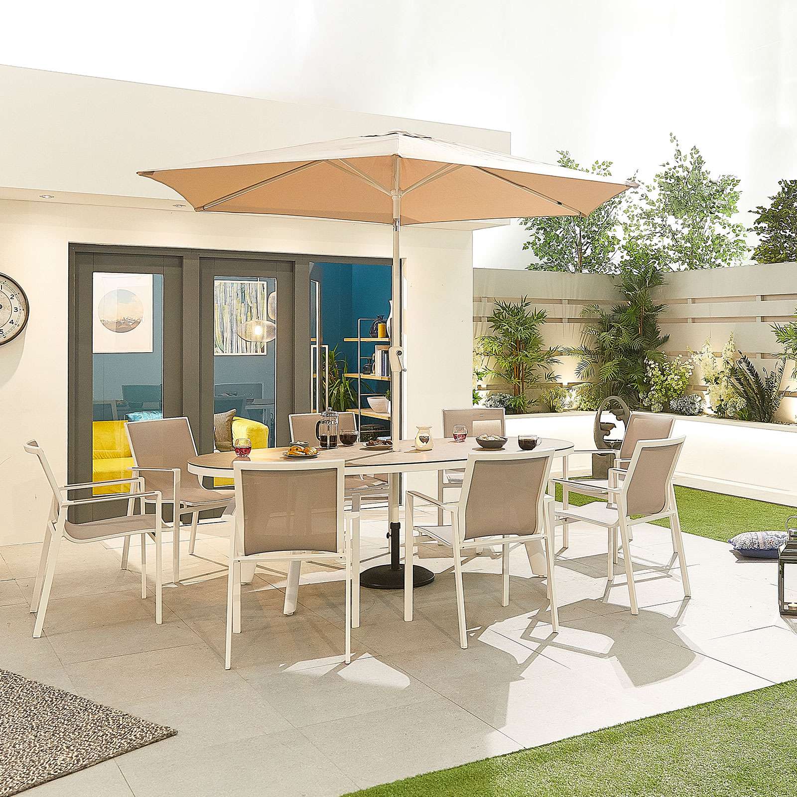 Milano 8 Seat Oval Dining Set   White Milano 8 Seat Oval Dining Set   White