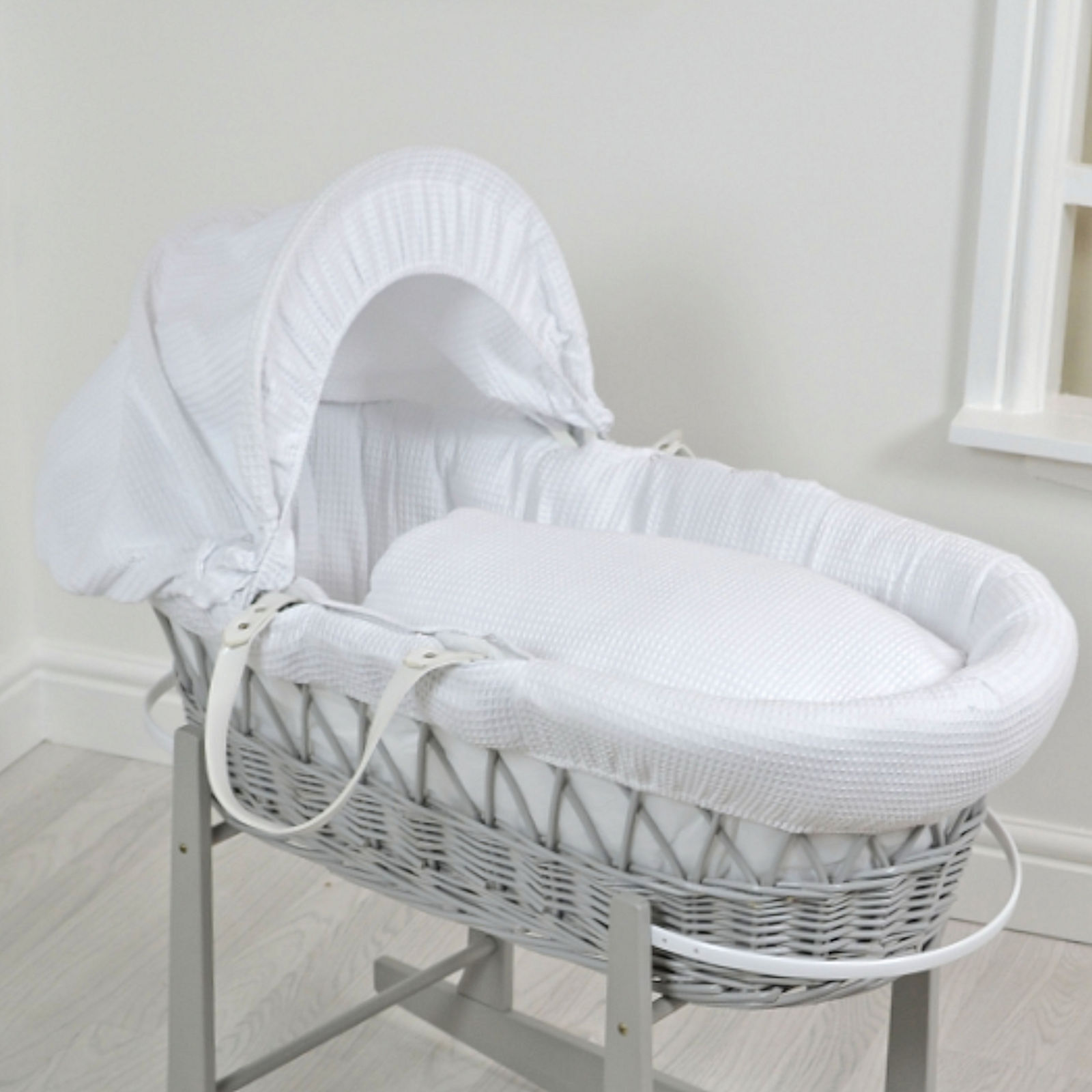 4 baby 4baby Deluxe Padded Grey Wicker Moses Basket - White Waffle