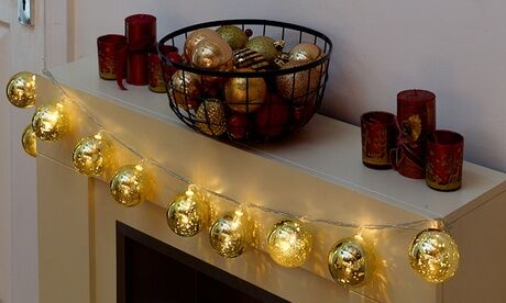Groupon Goods Global GmbH One, Two or Four Gold Bauble String Lights Groupon Goods Global GmbH One, Two or Four Gold Bauble String Lights
