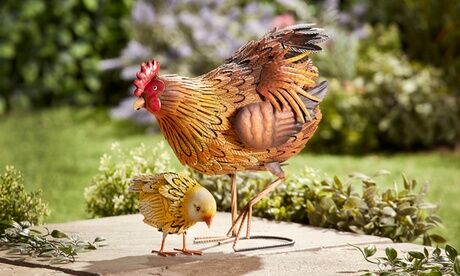 Groupon Goods Global GmbH Mother Hen and Chick Metal Garden Ornament Set Groupon Goods Global GmbH Mother Hen and Chick Metal Garden Ornament Set
