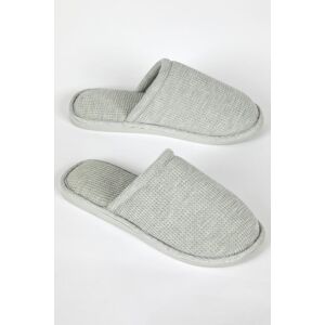 Roman Waffle Mule Slipper 5-6 female Roman Waffle Mule Slipper 5-6 female