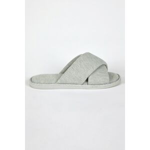 Roman Waffle Crossover Slipper 7-8 female Roman Waffle Crossover Slipper 7-8 female