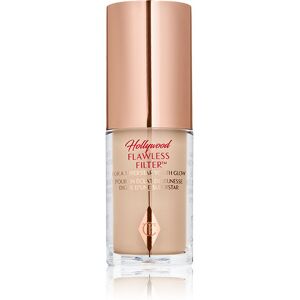 Charlotte Tilbury Mini Hollywood Flawless Filter - 4.5 Medium 4.5 Medium Female Size: 5.5