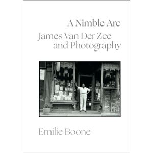Duke University Press A Nimble Arc : James Van Der Zee And Photography Duke University Press A Nimble Arc : James Van Der Zee And Photography