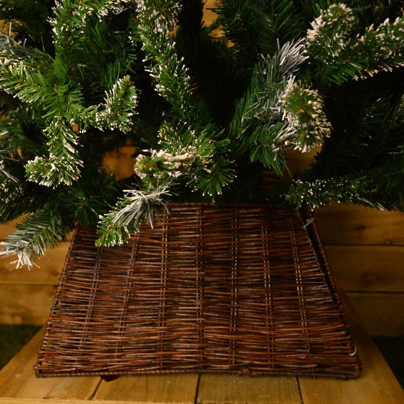 Premier Decorations - 52cm x 32cm x 26cm Premier Natural Brown Wicker Christmas Tree Skirt / Base