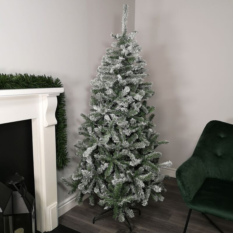 PREMIER DECORATIONS 6ft (1.8m) Premier Flocked Woodcote Spruce PVC Hinged Christmas Tree