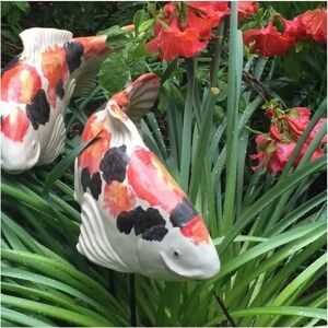 Pesce - Koi Garden, Resin Garden Statue Decoration, Painted Koi Figurine, Asian Realistic Koi Landscape Fish Land Decor Sculpture for Outdoor Lawn