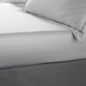 Catherine Lansfield - Silky Soft Satin Fitted Sheet, Silver, Single