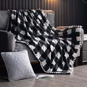 YMYNY Fliti Fleece Blanket with Tassel Fringe, Black and White Buffalo Check Flannel Throw for Sofa Bed, Suitable for All Seasons (130 x 150 cm) YMYNY Fliti Fleece Blanket with Tassel Fringe, Black and White Buffalo Check Flannel Throw for Sofa Bed, Suitable for All Seasons (130 x 150 cm)