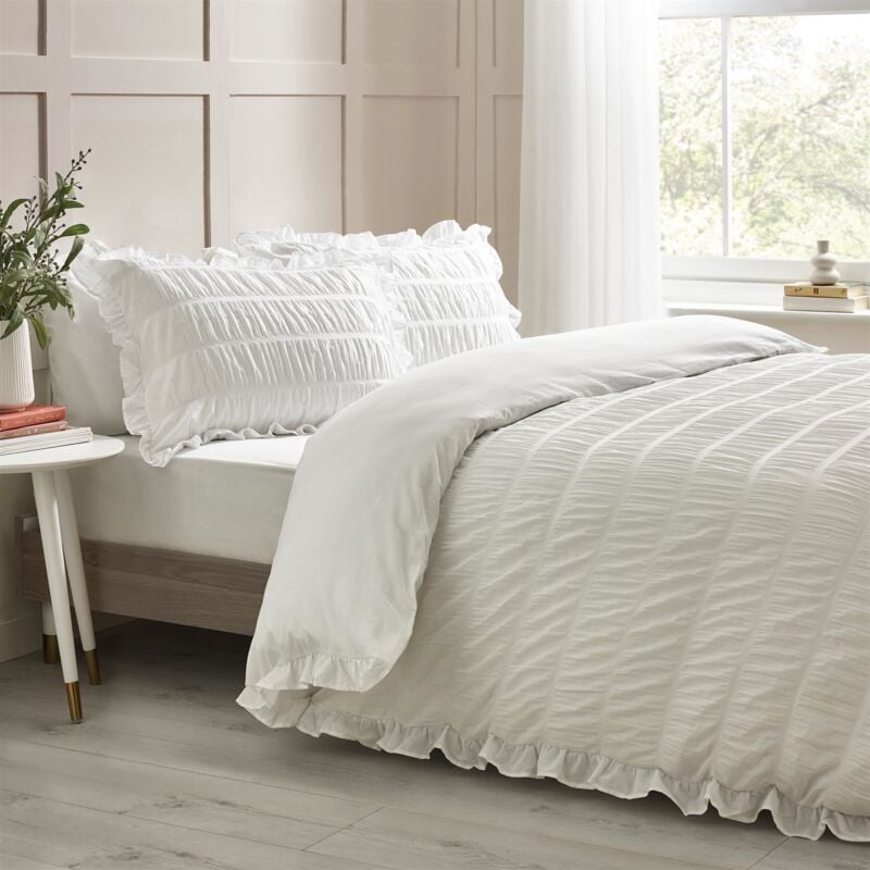 Catherine Lansfield Seersucker Frill White Duvet Cover Set Double Bedding Set