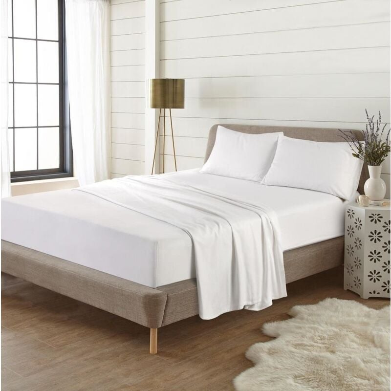Kampala Hill - Flannelette Plain Dye Brushed Cotton Sheet Set: King Flat + Fitted Sheet + Pillowcases White