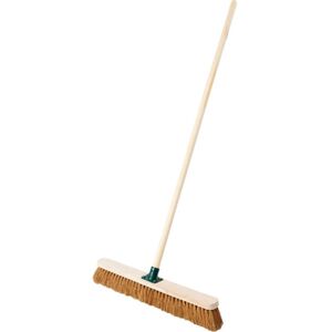 Cotswold - 24 Soft Coco Broom with 48 Wooden Handle - Brown