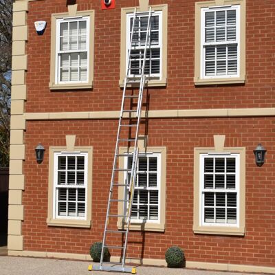Trade Master Pro - 5.13m 3 Section Extension Ladder Trade Master Pro - 5.13m 3 Section Extension Ladder