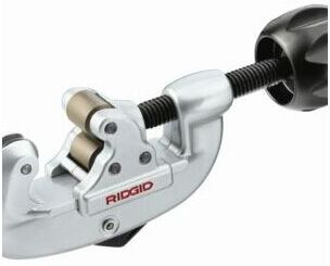 Ridgid - 32925 Heavy-Duty Screw Feed No.15 Tubing and Conduit Cutter 28mm Capacity 32925 RID32925
