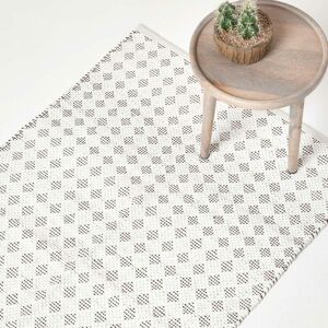 Homescapes - White Geometric Black Diamond Chindi Rug, 90 x 150 cm - White - White