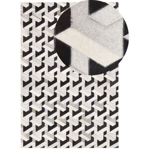 Beliani - Patchwork Cowhide Area Rug 140 x 200 cm Geometric Pattern Black and Grey Narman