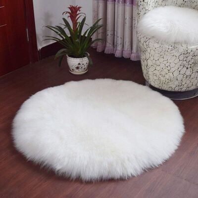 MEMKEY Faux Fur Wool Rug, Cozy Feel Like Real Wool, Faux Fur Rug, Man-Made Luxurious Wool Carpet, Sofa Cushion (White, 45 x 45 cm) MEMKEY Faux Fur Wool Rug, Cozy Feel Like Real Wool, Faux Fur Rug, Man-Made Luxurious Wool Carpet, Sofa Cushion (White, 45 x 45 cm)