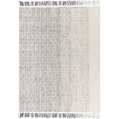Beliani Wool Rug OMERLI - 160x230cm White Grey - Carpet in Wool Beliani Wool Rug OMERLI - 160x230cm White Grey - Carpet in Wool