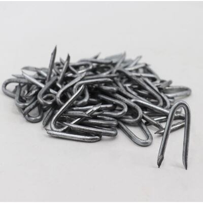 AQUAGART 6 kg U-shaped fence clips AQUAGART 6 kg U-shaped fence clips