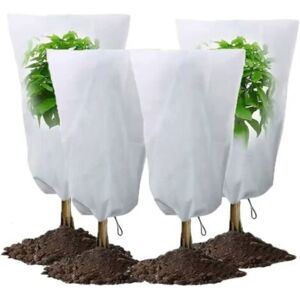 MCBOSON 4 Pack 60 x 80 cm Wintering Plant, Plant Winter Cover, Outdoor Plant Wintering Veil Plant Protection Cover with Drawstring, Reusable Durable MCBOSON 4 Pack 60 x 80 cm Wintering Plant, Plant Winter Cover, Outdoor Plant Wintering Veil Plant Protection Cover with Drawstring, Reusable Durable