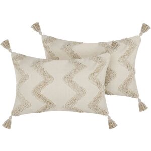 BELIANI Scatter Cushions Throw Pillows Home Decor Boho Tassels 40 x 60 cm Beige Cerinthe - Beige