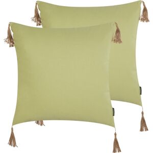 Beliani - Set of 2 Modern Decorative Throw Cushions Solid Pattern Square 45 x 45 cm Buttons Green Chmistar - Green