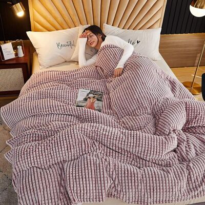 Memkey - Extra Checked Blanket, Checked Fleece Blanket (Pink and White, 120 x 200 cm) Memkey - Extra Checked Blanket, Checked Fleece Blanket (Pink and White, 120 x 200 cm)