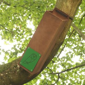 Tawny Owl Nest Box - Plywood - L21.5 x W21.5 x H80 cm Tawny Owl Nest Box - Plywood - L21.5 x W21.5 x H80 cm