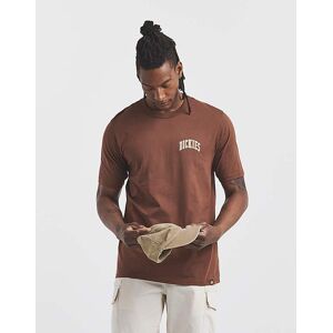Dickies Aitkin Chest Logo T-Shirt Cappuccino - - Size: XXL Cappuccino XXL male Dickies Aitkin Chest Logo T-Shirt Cappuccino - - Size: XXL Cappuccino XXL male