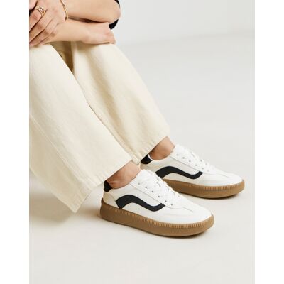 Simply Chunky Retro Trainer Extra Wide White - - Size: 6 White 6 female Simply Chunky Retro Trainer Extra Wide White - - Size: 6 White 6 female