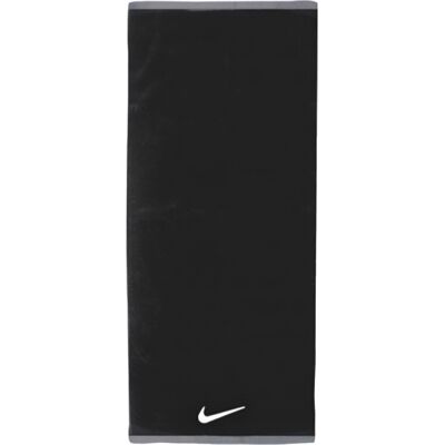 Nike Fundamental Towel - Black/White - Large Nike Fundamental Towel - Black/White - Large