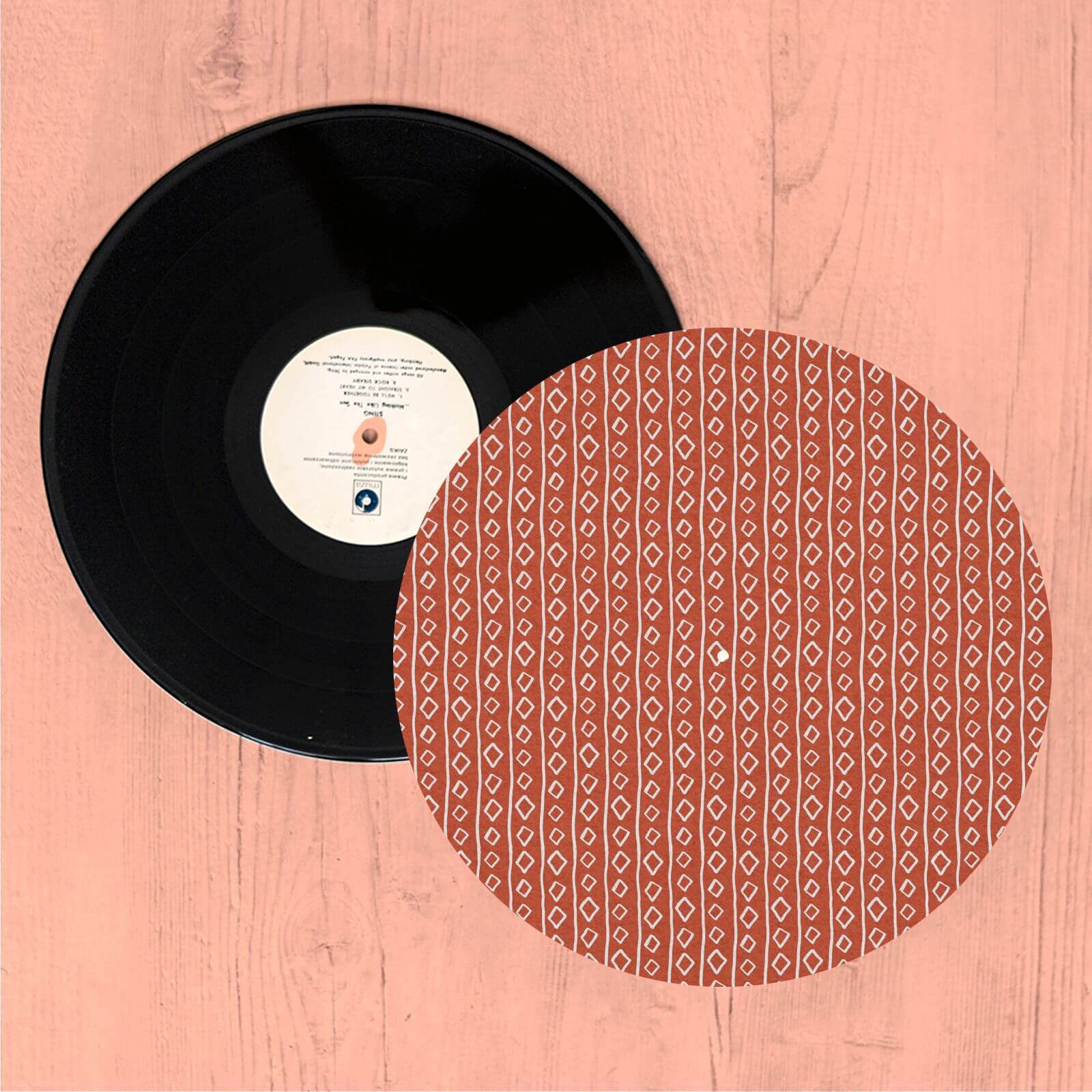 By IWOOT Squiggles Turntable Slip Mat