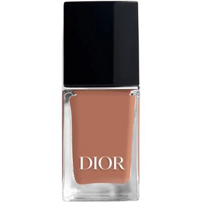 Christian Dior Vernis Nail Polish Couture Color Shine and Long Wear 10mL 323 Dune Christian Dior Vernis Nail Polish Couture Color Shine and Long Wear 10mL 323 Dune