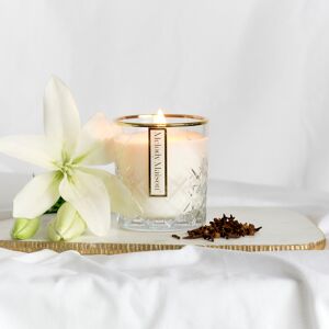 Melody Maison Spicy Floral Scented Candle with Vintage Charm Material: Was, Glass