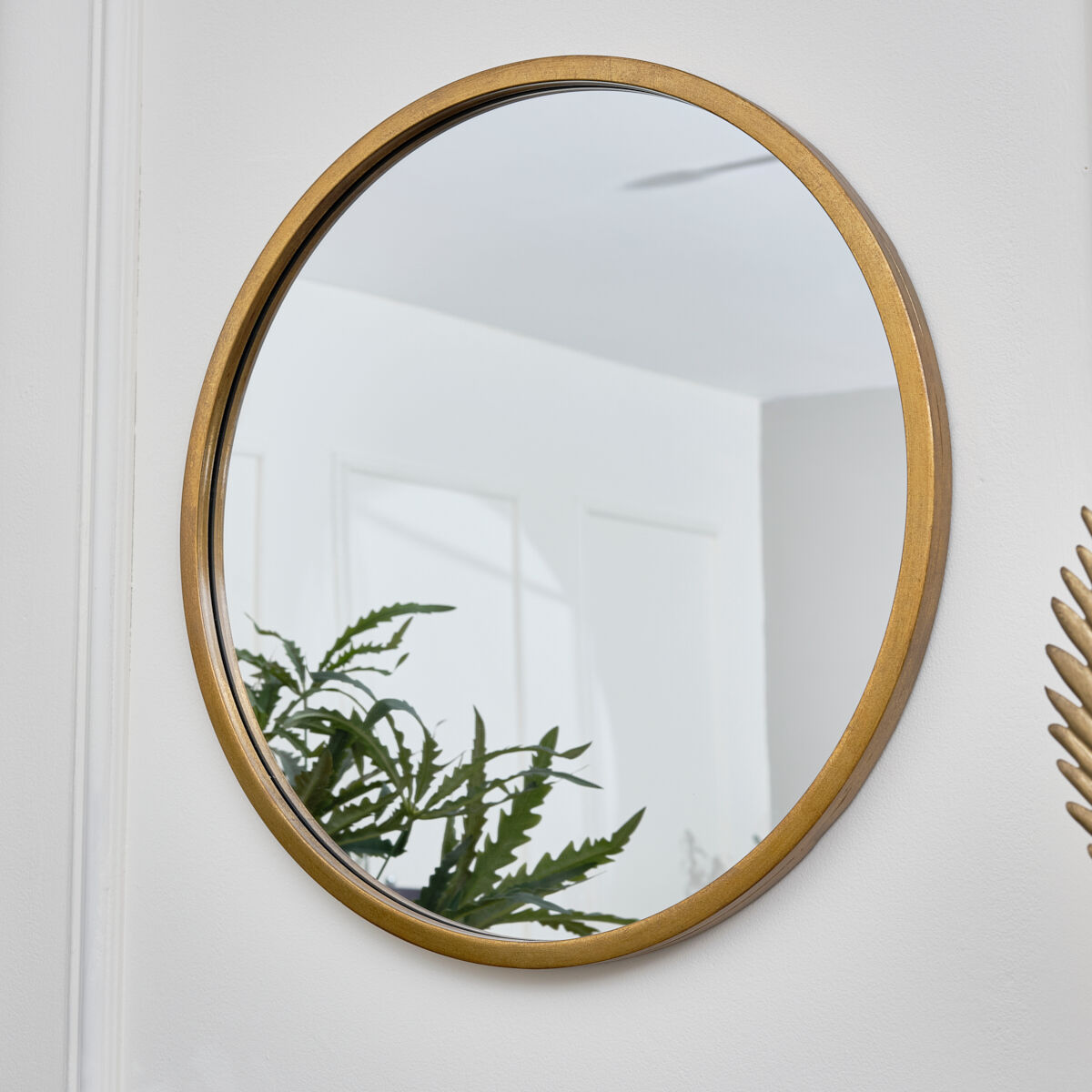 Large Round Gold Wall Mirror 50cm x 50cm Material: Metal / Glass