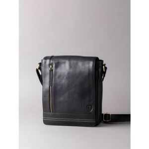 Lakeland Leather Keswick Medium Leather Messenger Bag in Black - Black