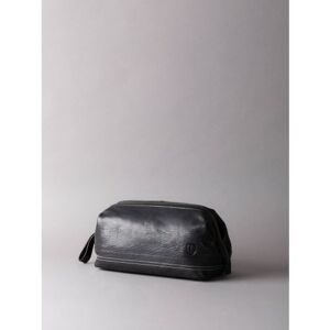 Lakeland Leather Keswick Leather Wash Bag in Black - Black