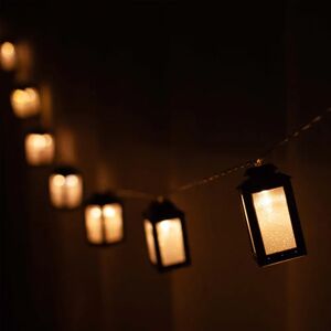 Gardenesque Warm White Lantern String Lights   Solar Light