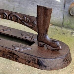 Gardenesque Cast Iron Welly Boot Scraper