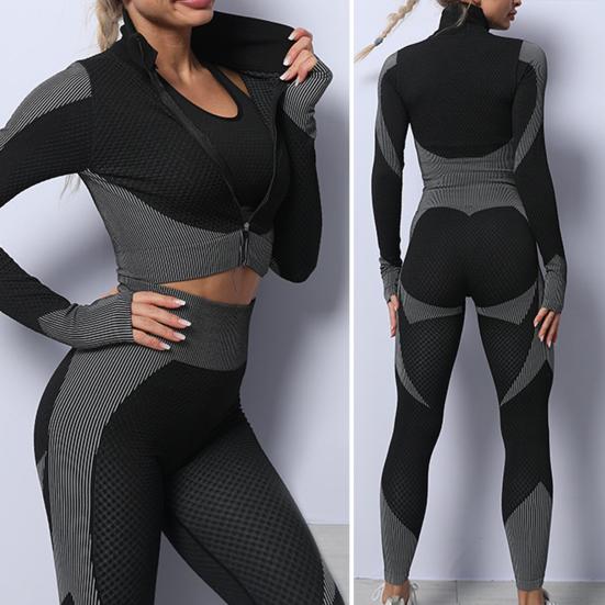 Extraordinary Ladies 2 Pcs/Set Women Sportswear Set Vest Pants Set Hollow Out Skinny Soft Sweat Absorption Color Matching Seamless High Waist Lady Crop Top Leggings Set